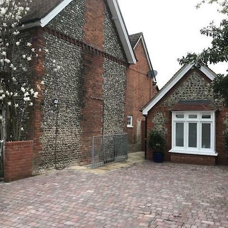 The Coach House 75 Epsom Road Leilighet Guildford Eksteriør bilde